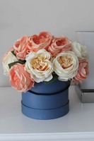 Kleopatra, flowerbox / kompozycja kwiatowa / bukiet, wys.26cm