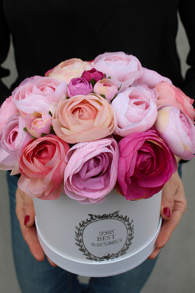 kompozycja kwiatowa / bukiet Flowerbox Silk wys.25cm