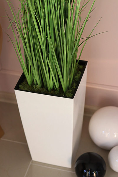 Restro, nowoczesna kompozycja ze sztucznej trawy, wys.130cm