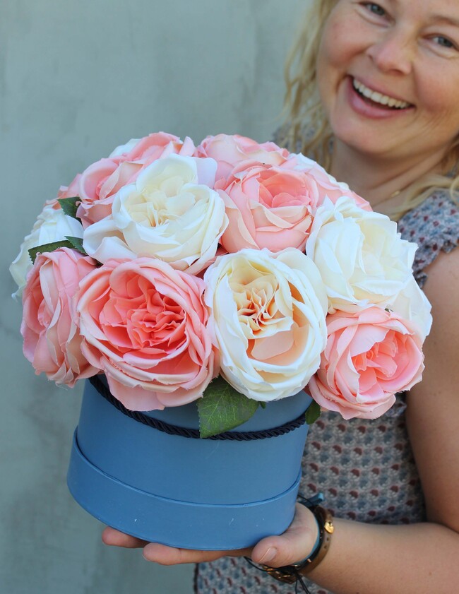 Kleopatra, flowerbox / kompozycja kwiatowa / bukiet, wys.26cm