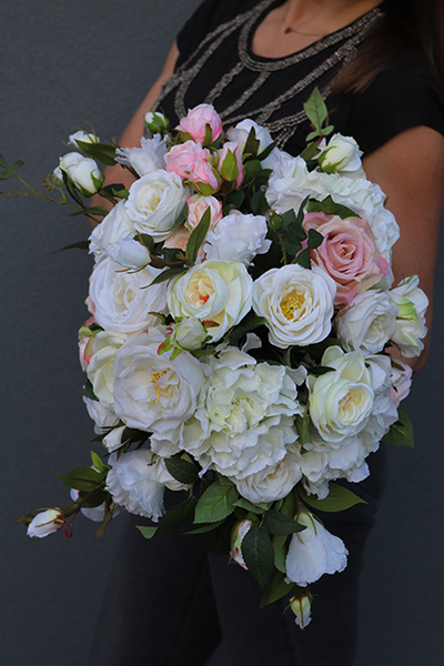 Delenata, kompozycja kwiatowa / bukiet w stylu glamour, wym. 40x35x50cm