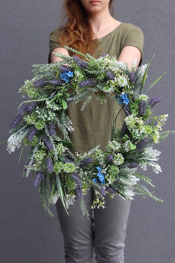 atrakcyjny kwiatowy wianek z lawendą, Felisa, śr.43cm 