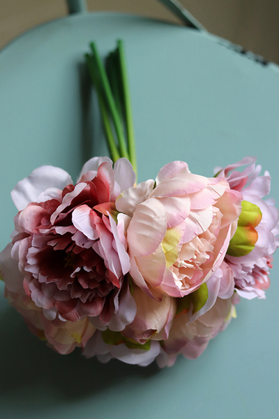 bukiet różowo-wiśniowych hortensji i róż, Ciemna Taormina New, wys.30cm