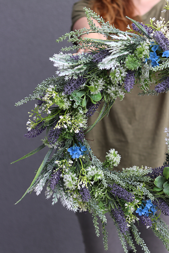 atrakcyjny kwiatowy wianek z lawendą, Felisa, śr.43cm 