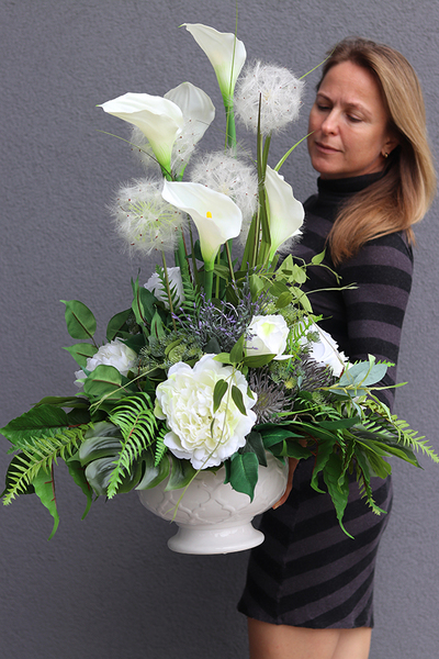 kompozycja nagrobna z kallami, White Angels 2, wys.70cm 