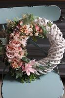atrakcyjny wiosenny wianek, Pastellova, śr.45cm