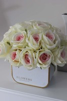 Milena, flowerbox / kompozycja kwiatowa / bukiet, wys.28cm