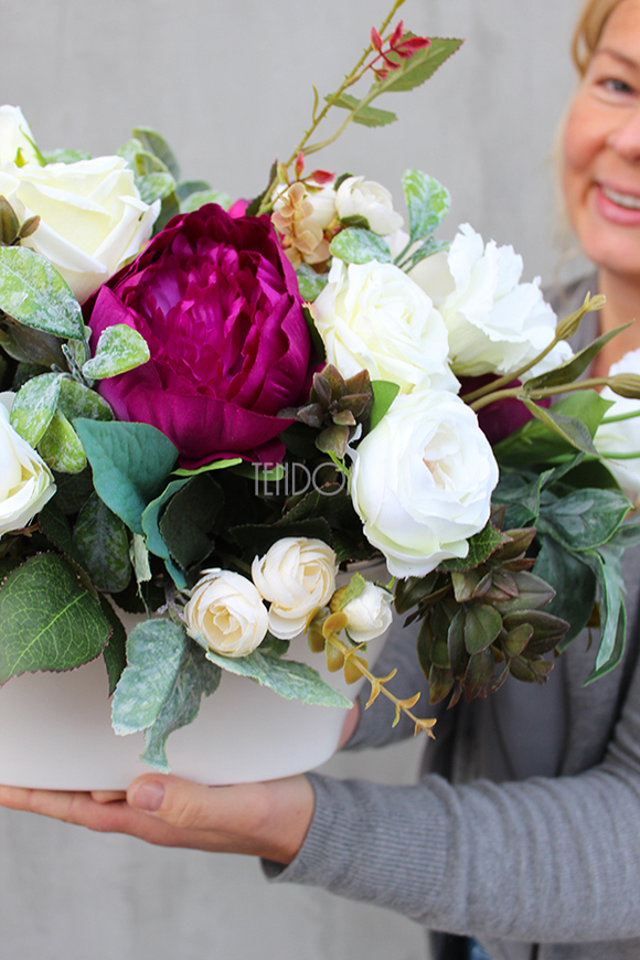 Katarzyna kompozycja kwiatowa / bukiet, wys. 60x30x28cm