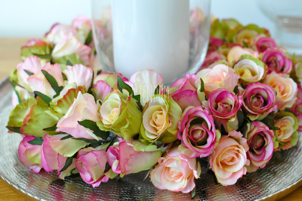 piękny wianek na drzwi Roses mniejszy, śr.33cm  