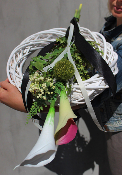 wianek dekoracja nagrobna Kalla 3, dł.80cm, śr.37cm 