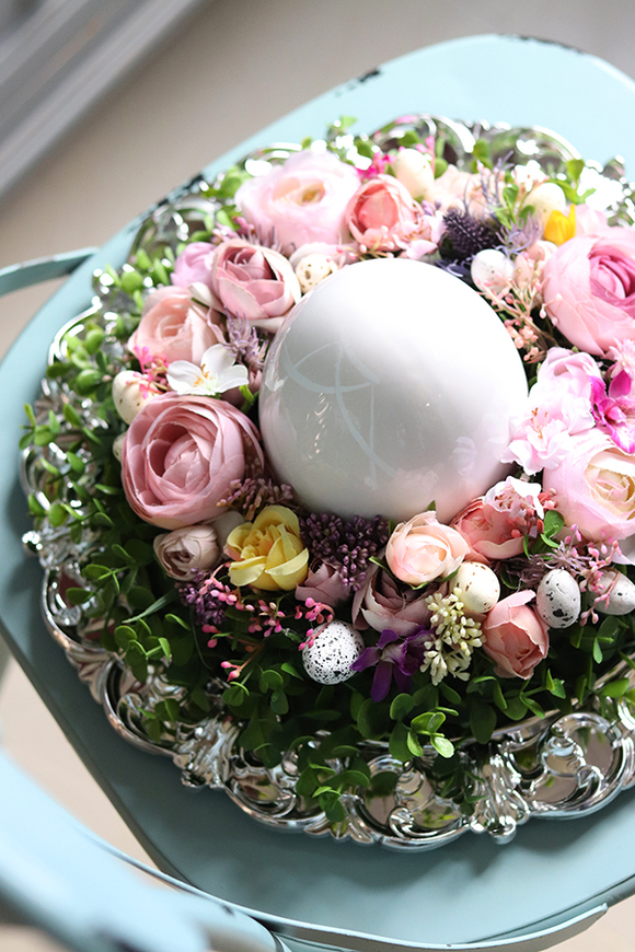 Teruna, wielkanocny stroik z porcelanowym jajem, śr.33cm