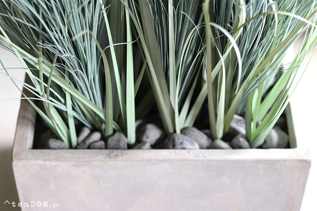 Concrete Square, wysokiej jakości sztuczna trawa w betonowej donicy, wys.100cm