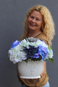 bajeczna kompozycja z niebieskich hortensji, Karenao 2, wys.33x34cm