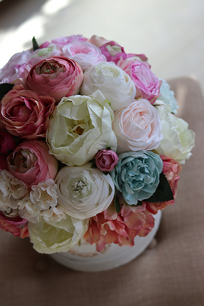 Bella Beauty, kompozycja kwiatowa / bukiet flowerbox, wys.34cm