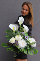 kompozycja nagrobna / bukiet z kallami, White Angels 2, wys.58cm