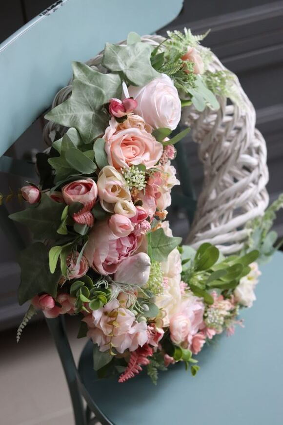 atrakcyjny wiosenny wianek, Pastellova, śr.45cm