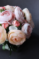 kosz z kwiatami Romantyczny Pełnik 25x25cm