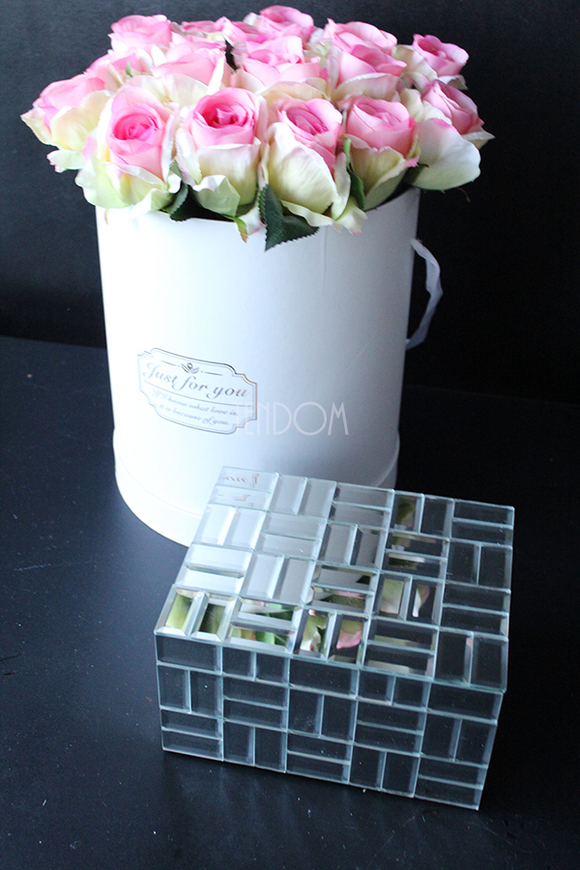 Daphne, szklana szkatułka na biżuterię, wym.10.5x21x15cm