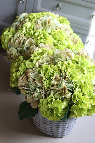bogaty kosz z hortensjami, Provance Pistacio, wys.47cm  