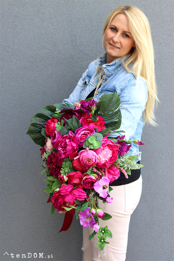 Burgund, komplet ciemno-różowych dekoracji nagrobnych, bukiet + kompozycja