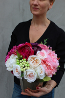 kompozycja kwiatowa, Leokadia, wys.30cm, szer.30cm