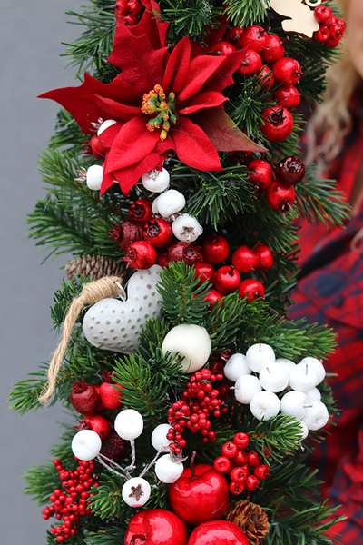 świąteczna girlanda White&Red, dekoracja na stół kominek balustradę, dł. 3m 