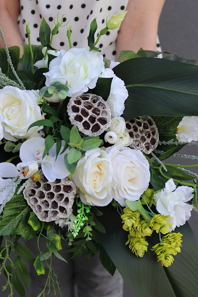 kompozycja kwiatowa nagrobna Lotos Premium, wym.44x91cm