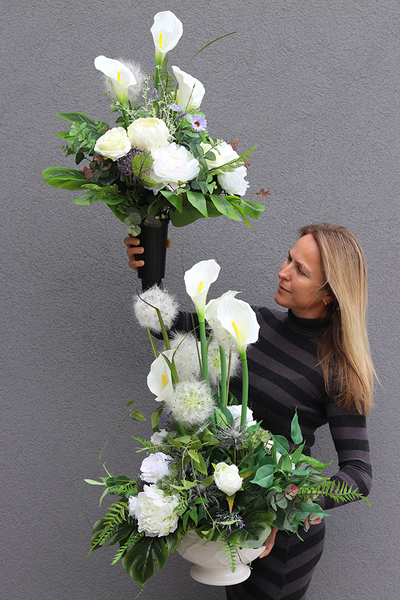 kompozycja nagrobna z kallami, White Angels 2, wys.70cm