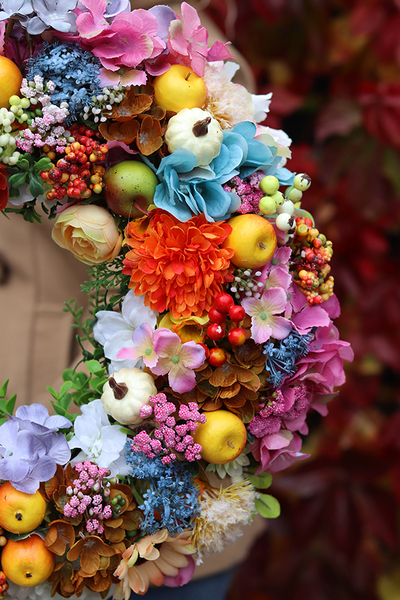 atrakcyjny tęczowy wianek, Piękno Kwiatów, śr.40cm 