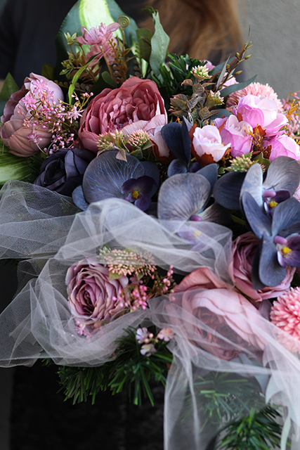 dekoracja / wiązanka nagrobna Pink Spring, dł.55cm