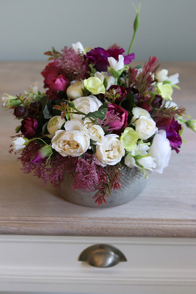 Bedunia, urocza kompozycja kwiatowa na stół, wym.23x32cm