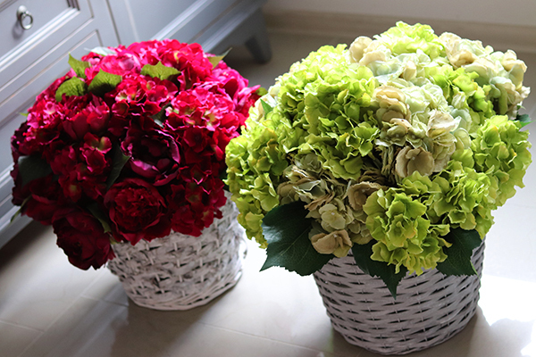 bogaty kosz z hortensjami, Provance Pistacio, wys.47cm  