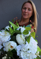 Modesta, kompozycja nagrobna w plastikowym naczyniu, wym.56x56x58cm