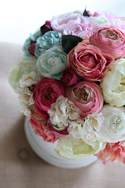 Bella Beauty, kompozycja kwiatowa / bukiet flowerbox, wys.34cm