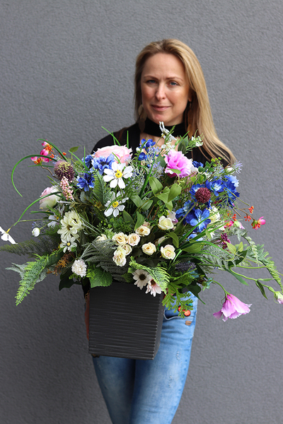 Rumo, kompozycja kwiatowa w plastikowej donicy, wym.50x55x54cm