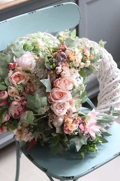 atrakcyjny wiosenny wianek, Pastellova, śr.45cm