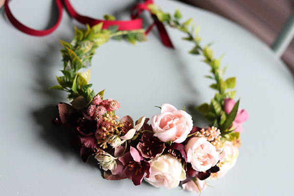 Jasmina S, barwny wianek na głowę ze sztucznych kwiatów, rozm. uniwersalny