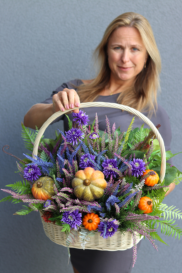 bogaty jesienny kosz z dyniami i wrzosem,Hestia, wys.42cm 