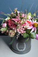 Maximus, kompozycja kwiatowa / bukiet / Flowerbox, wys.34cm