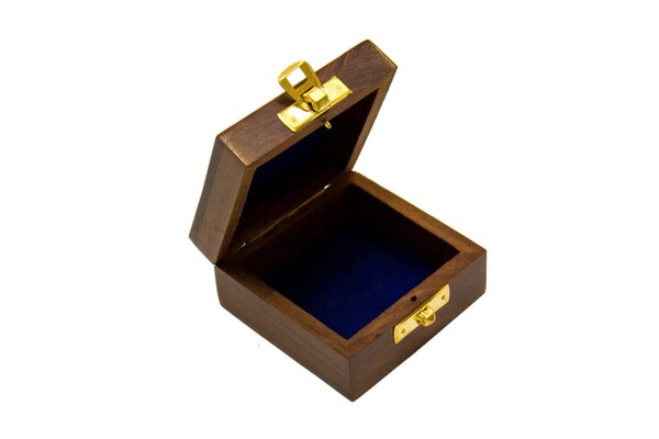 pudełko drewniane z kotwicą 8x8cm