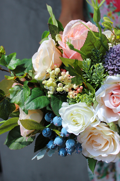 Alana kompozycja kwiatowa / bukiet wys.22cm, szer.48cm 