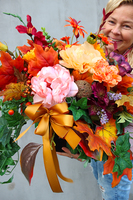 Jesienna Nostalgia kompozycja kwiatowa nagrobna, wym.45x50x40cm