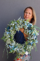 atrakcyjny wianek na Twoje drzwi, Manfredo Blue, śr.45cm  