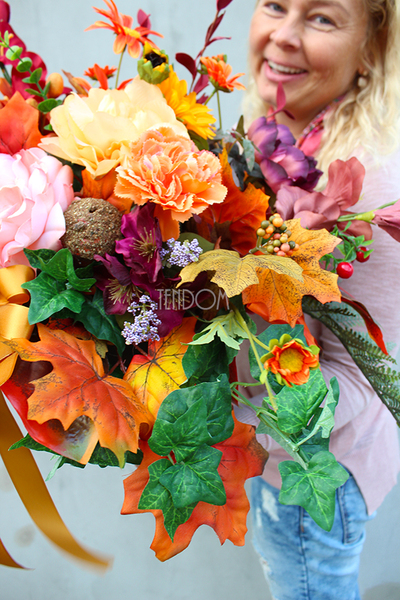 Jesienna Nostalgia kompozycja kwiatowa nagrobna, wym.45x50x40cm