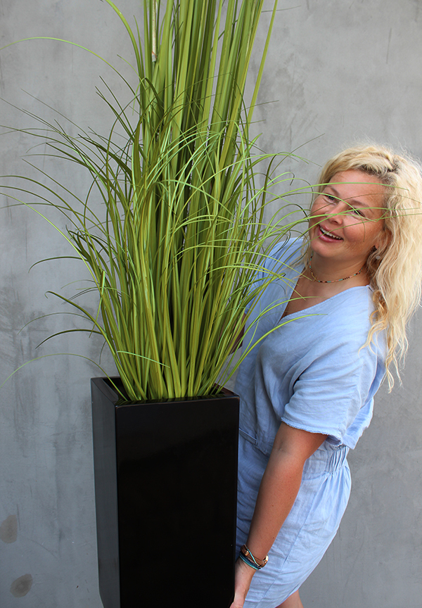 Silesia, elegancka sztuczna trawa w donicy fiberglass, wys.180cm