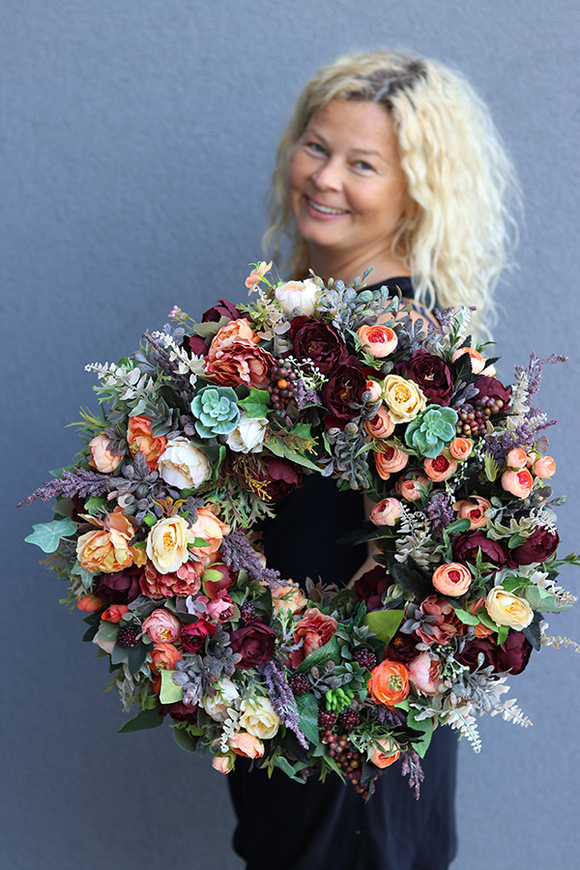 bogaty kwiatowy wianek, Jesienna Zorza, śr.45cm