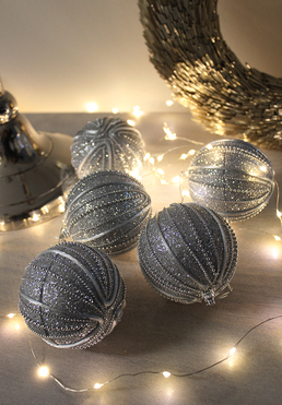 błyszczące srebrne bombki Silver Biel, śr 7.5cm, kpl.6szt.