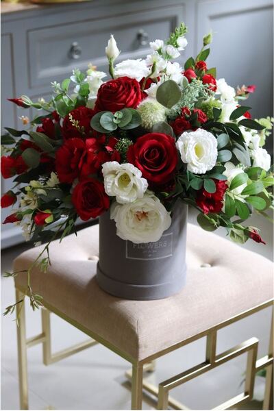 Roberto, welurowy czerwono-biały flowerbox, wys.68cm