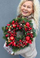Czerwień na Święta, tradycyjny świąteczny wianek, śr.32cm