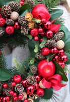 Czerwień na Święta, tradycyjny świąteczny wianek, śr.32cm